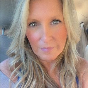 Meet your Posher, Pamela j